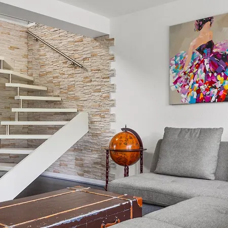 Charmante Maisonette Mit Balkon Und Gartenblick Appartement