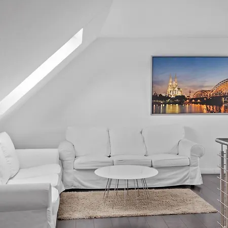 Apartamento Charmante Maisonette Mit Balkon Und Gartenblick Colonia